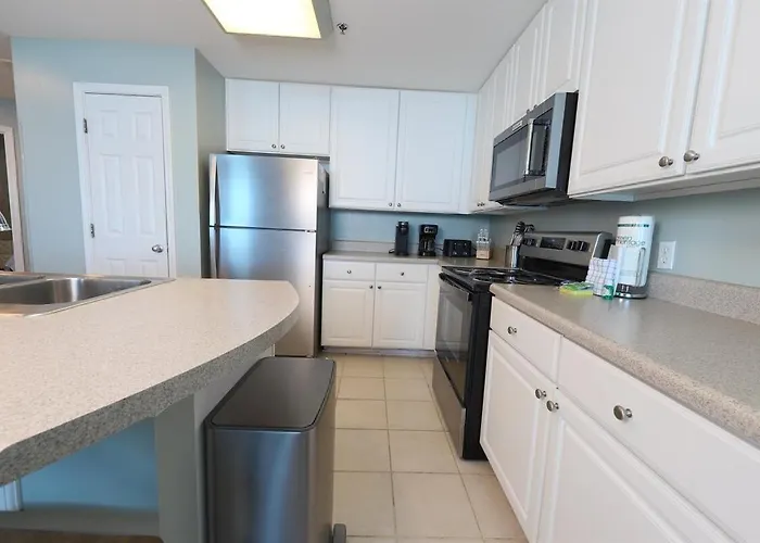 Lighthouse 715 3 Bed, 3 Bath - 3 Pools Right On Walk To Hangout